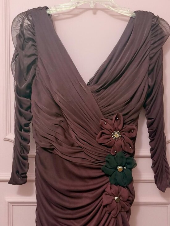 Adrianna Papell Dresses & Skirts - Adrianna Papell Purple Beaded Mesh Ruched Waist Evening Gown Women’s Size 4